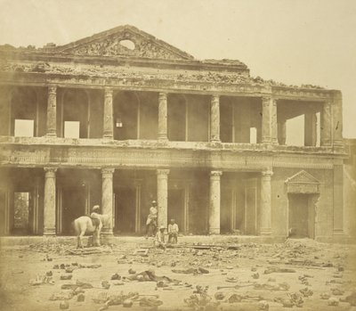 Interior do Secundrabagh após o massacre de 2.000 rebeldes pelo 93º Highlanders e o 4t de Felice Beato