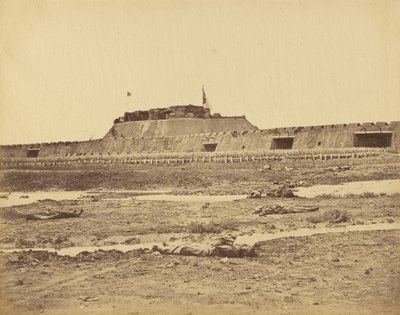 Traseira do Forte Norte mostrando a retirada do exército chinês, 21 de agosto de 1860 de Felice Beato