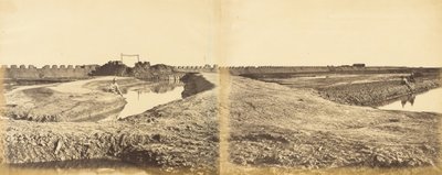 Tangkoo Fort após sua captura, mostrando a entrada francesa e inglesa, 10 de agosto de 1860 de Felice Beato