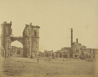 [A Torre do Relógio em frente ao Portão da Guarda Bailee] de Felice Beato