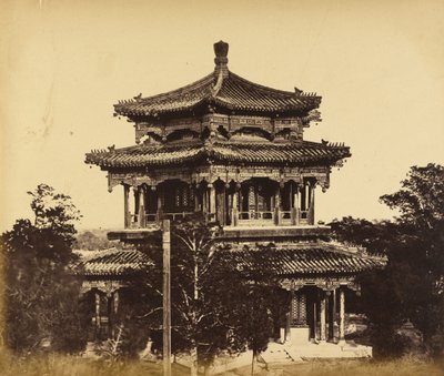 [O Grande Palácio Imperial (Yuan Ming Yuan) antes do incêndio, Pekin, 18 de outubro de 1860]. de Felice Beato