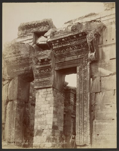 Baalbek, porta do templo de Júpiter de Félix Bonfils