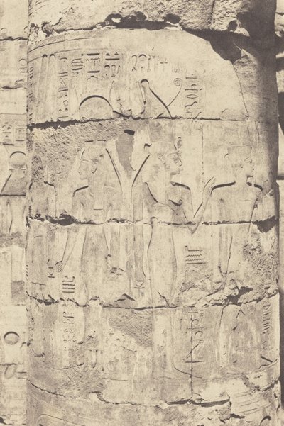 Karnak (Tebas), Palácio--Salão dos hipostilos--Colunata central--Decoração de um Fut,1853 (foto) de Félix Teynard