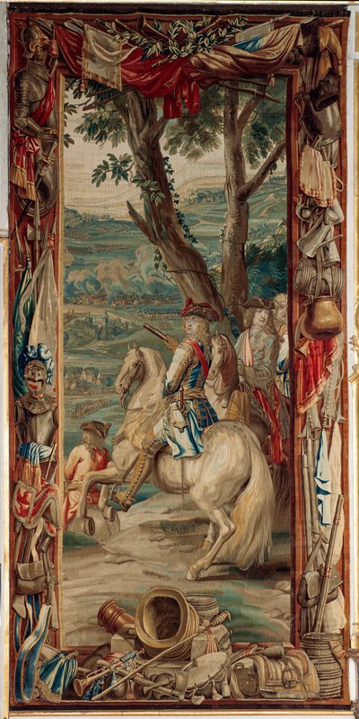 Palácio (Schlossanlage Schleißheim). Tapeçaria flamenga. Atelier de Bruxelas Judocus De Vos. Design Lambert De Hondt. Maximilian II Emanuel (Maximilian Emmanuel e dois homens de infantaria). 400x175cm. Lã e seda. Ca 1715 - 1724. de Flemish School