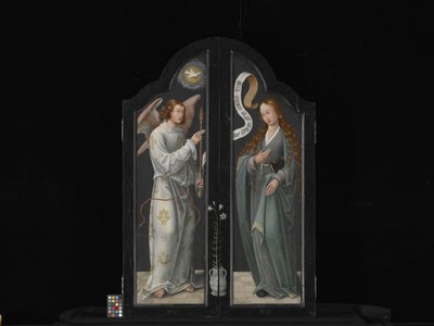 Tríptico com a Virgem e a Criança, Santa Bárbara, e Santa Catarina (óleo sobre madeira) de Flemish School