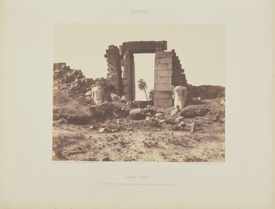Karnak (Tebas). Primeiro Pilar - Ruínas da Porta e dos Colossos, vistos do Ponto E de Félix Teynard