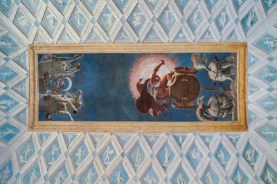 Câmara do Sol e da Lua (Camera del Sole e della Luna): as carruagens do Sol e da Lua conduzidas por Diana e Apolo de Francesco Primaticcio