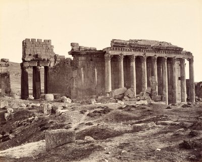 O Templo de Júpiter, visto do nordeste, Baalbek de Francis Bedford