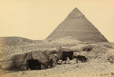 Egito e Palestina: pirâmides de Kefren e túmulos na fortaleza de Gizé, Alto Egito de Francis Frith
