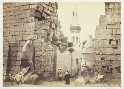 Entrada do Grande Templo, Luxor de Francis Frith