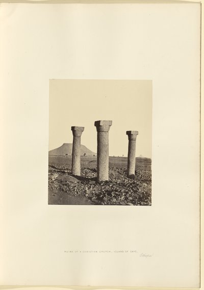 Ruínas de uma igreja cristã, ilha de Saye, Etiópia de Francis Frith