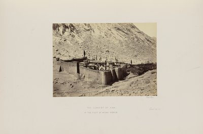 O convento do Sinai, no sopé do monte Horeb de Francis Frith