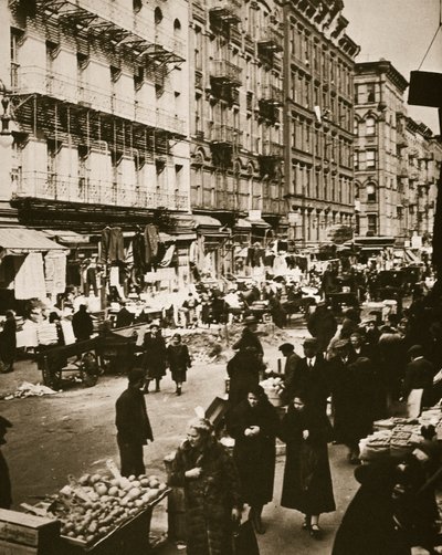 Mercado de rua na Orchard Street, Lower East Side, Nova York, EUA, início da década de 1930 de Frederick Bradley