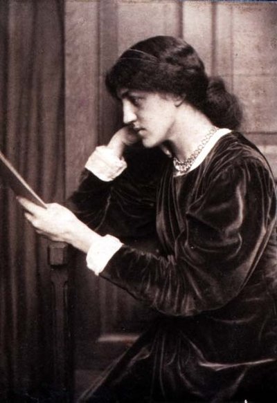 Fotografia de May Morris (1862-1938), filha de Jane Morris por Frederick Hollyer (1837-1933) de Frederick Hollyer