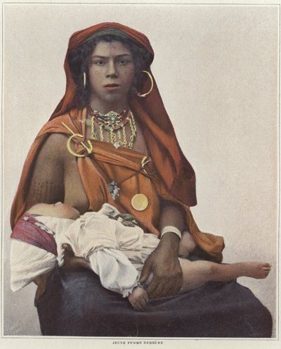 Um, jovem, berbere, mulher, amamentando, dela, bebê de French Photographer