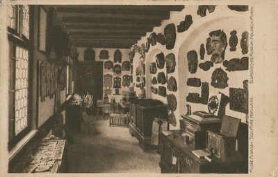 Museu da Alsácia com exposição de esculturas de madeira. Postal enviado em 1913. de French Photographer