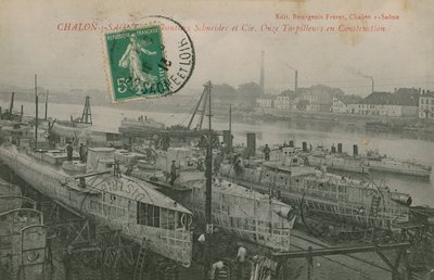 Onze barcos de torpedo sob a construção por Schneider e por Co em Chalon-sur-Saone em France oriental. Postal enviado em 1913. de French Photographer