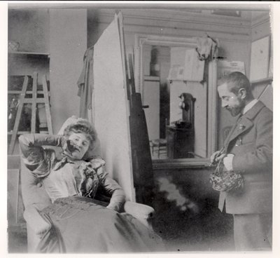 Henri de Toulouse-Lautrec (1864-1901) em seu estúdio com Misia Natanson de French Photographer