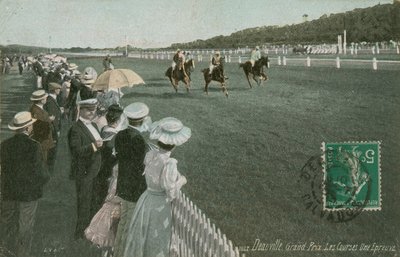 Corrida de cavalos em Deauville. Postal enviado em 1913. de French Photographer
