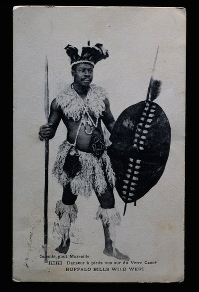Kiki, dançarina que actuou descalça sobre vidro partido, Buffalo Bill (William Frederick Cody de French Photographer