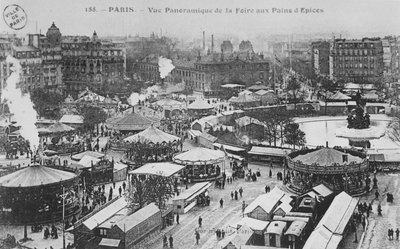 A Feira do Trono, Place de la Nation, Paris de French Photographer