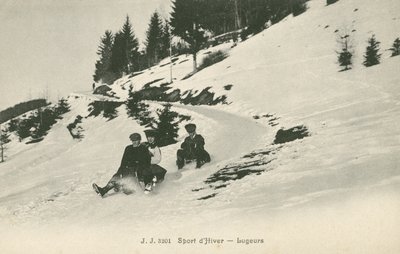 Lugers em uma montanha (foto a p/b) de French Photographer