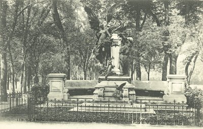 Monumento do Fabulista La Fontaine, Jardin du Luxembourg (foto a p/b) de French Photographer