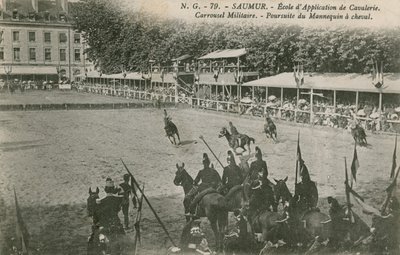 Desfile na escola de cavalaria em saumur. Postal enviado em 1913. de French Photographer