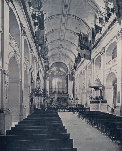 Paris: Auditório da Igreja dos Inválidos (foto a p/b) de French Photographer