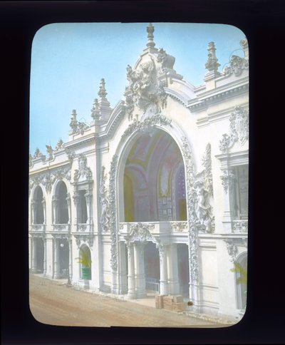 Exposição de Paris: Palácio das Artes Decorativas, Paris, França, 1900 (lanterna) de French Photographer