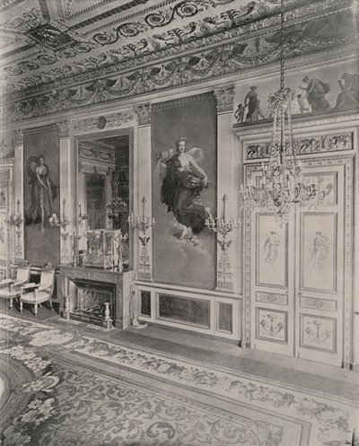 Paris: Embaixada da Alemanha, Salão das Quatro Estações, Primavera (foto a p/b) de French Photographer