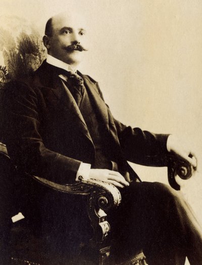 Retrato de Joseph Caillaux (1836-1944), político francês. de French Photographer