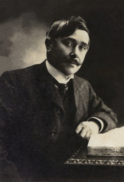 Retrato de Maurice Maeterlinck (1862-1949), dramaturgo, ensaísta, poeta belga de língua francesa. de French Photographer