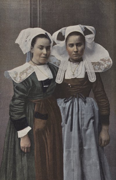 Quimper, Meninas de French Photographer