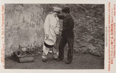 Reconciliação entre dois garotos trabalhando em hotel ou restaurante de French Photographer