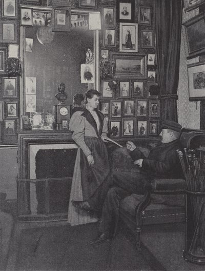 Sala no Palais Garnier em Paris cheia de retratos de artistas (foto a p/b) de French Photographer