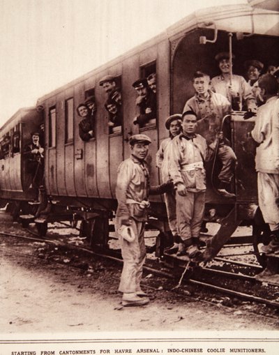 Partindo de Cantonments para o Havre Arsenal: terroristas indo-chineses, ilustração do The Illustrated War News, setembro de 1916 (foto sépia) de French Photographer