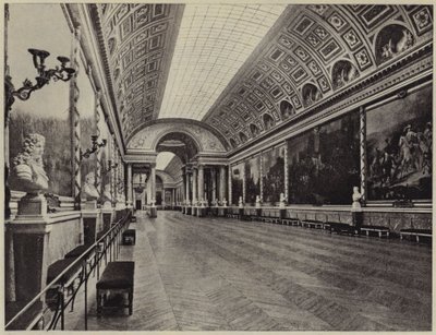 A Galeria de Batalhas em Versalhes (foto a p/b) de French Photographer