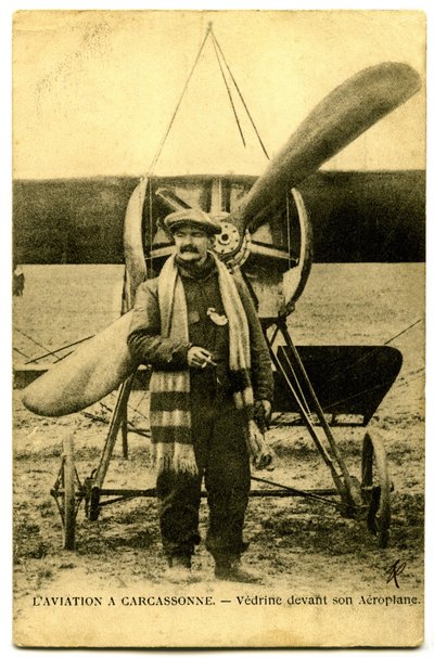 O famoso aviador Jules Vedrines de French Photographer