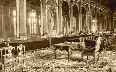 Versailles, Hall Of Mirrors, 28 de junho de 1919 de French Photographer