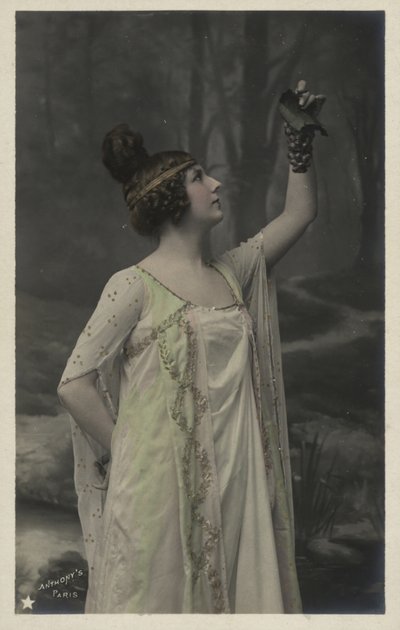 Mulher, com, cacho uvas de French Photographer