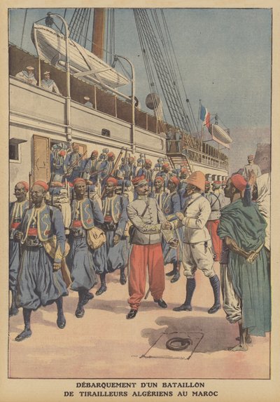 Um batalhão de tirailleurs argelinos desembarcando de um navio em Casablanca, Marrocos (cor litho) de French School