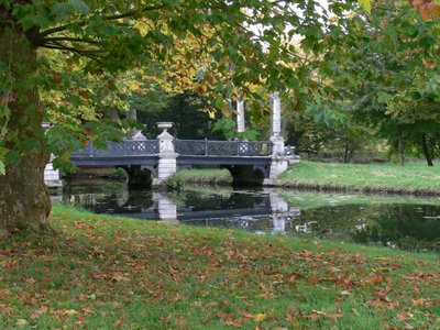 Vista da Ponte dos Jardins Ingleses, a Ponte Great Homms de French School