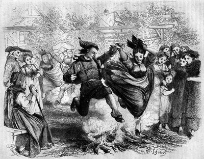 Costume alsaciano: o fogo de São João (São João). Um homem e uma mulher saltam sobre uma fogueira de lenha. Gravura em "Le Magasin Picturesque". de French School