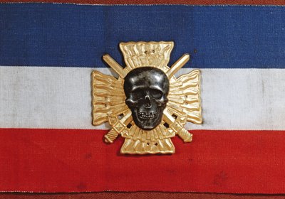 Emblema de braço do Croix-de-Feu, década de 1930 (pano e metal) de French School