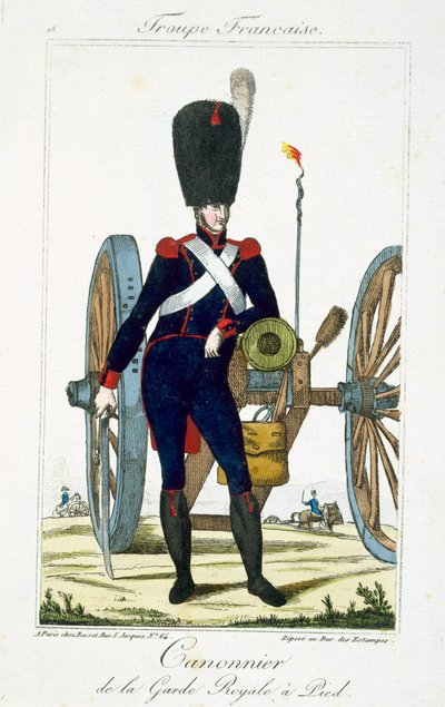 Artilheiro da Guarda Real com um canhão, de Troupes Francaises, pub. Chez Basset, Paris, c.1790 de French School