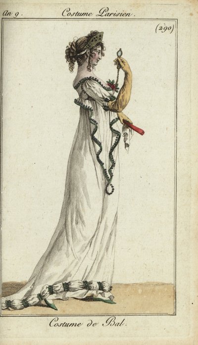 Mulher da moda em vestido de baile com tiara de French School