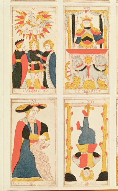 Quatro cartas de tarô representando os amantes, a carruagem, a força e o homem enforcado (gravura em madeira colorida) de French School
