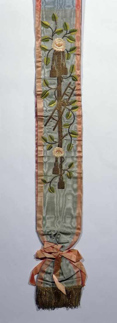 Faixa dos maçons da Princesa Caroline Murat, meados do século XIX (moiré ou seda aguada) de French School