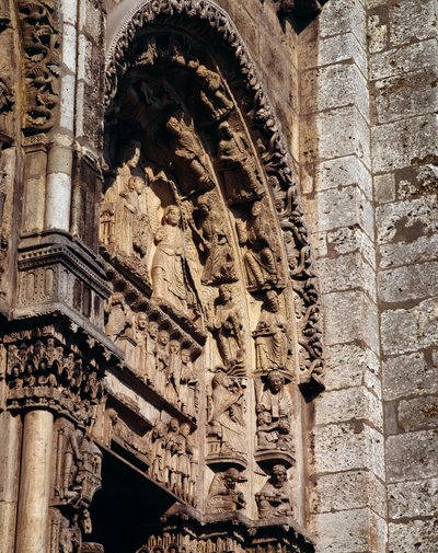 Arte Gótica: "Detalhe do tímpano do portal real da Basílica de Notre Dame de Chartres de French School